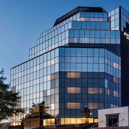 Hotel Pullman Rotorua Exteriér fotografie The building of the company in Madrid