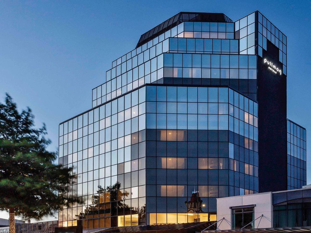 Hotel Pullman Rotorua Exteriér fotografie The building of the company in Madrid